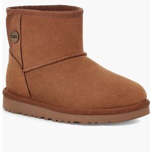 UGG Jona Boots